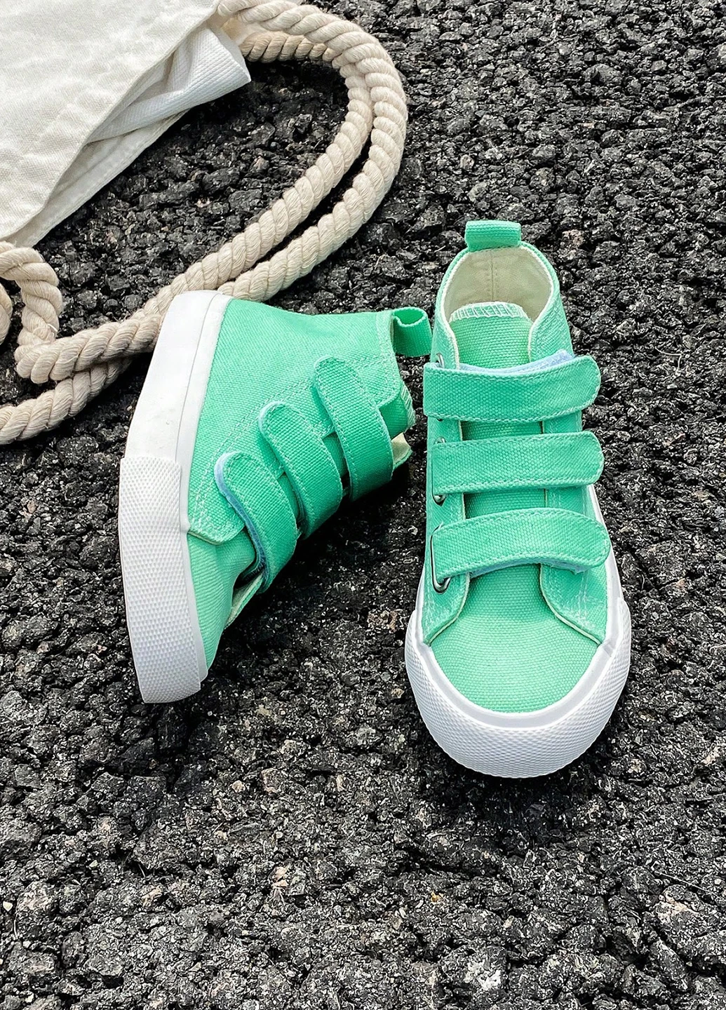 Зеленые кеды SHEIN