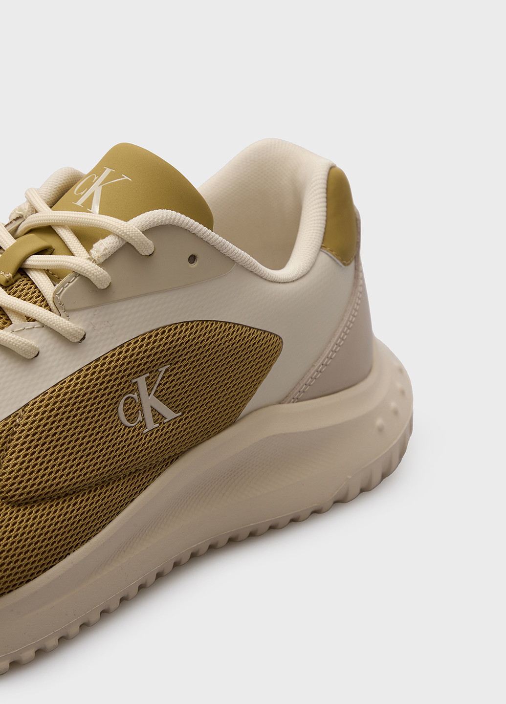 Коричневые всесезонные кроссовки Calvin Klein Jeans