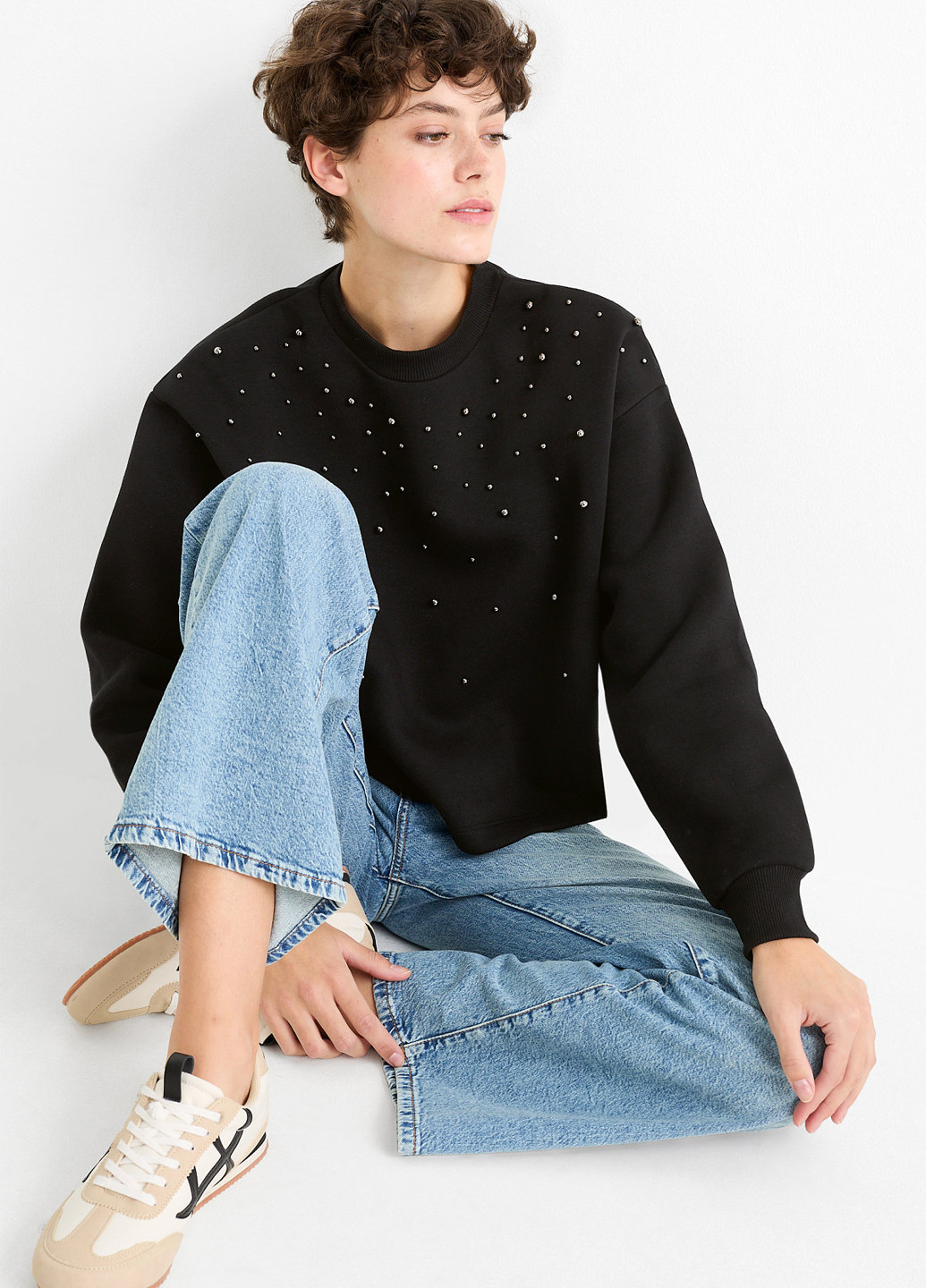 Чорний світшот C&A однотонний намистини (353313297)