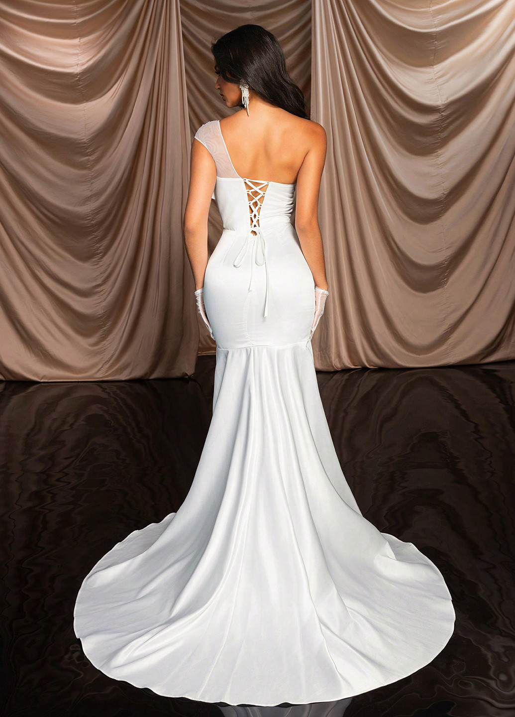 Белое праздничный платье со шлейфом SHEIN однотонное