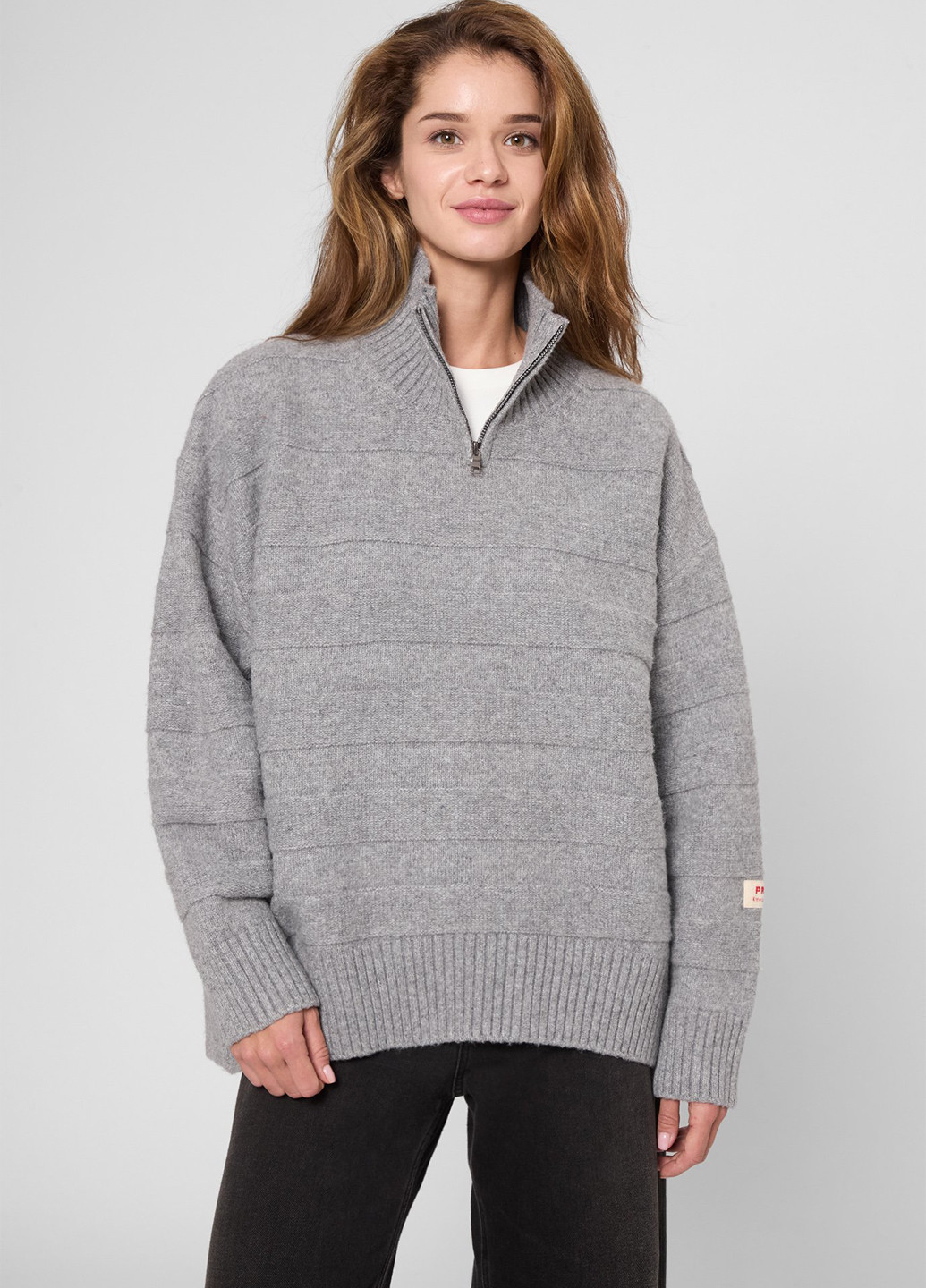 Светло-серый зимний свитер PRPY