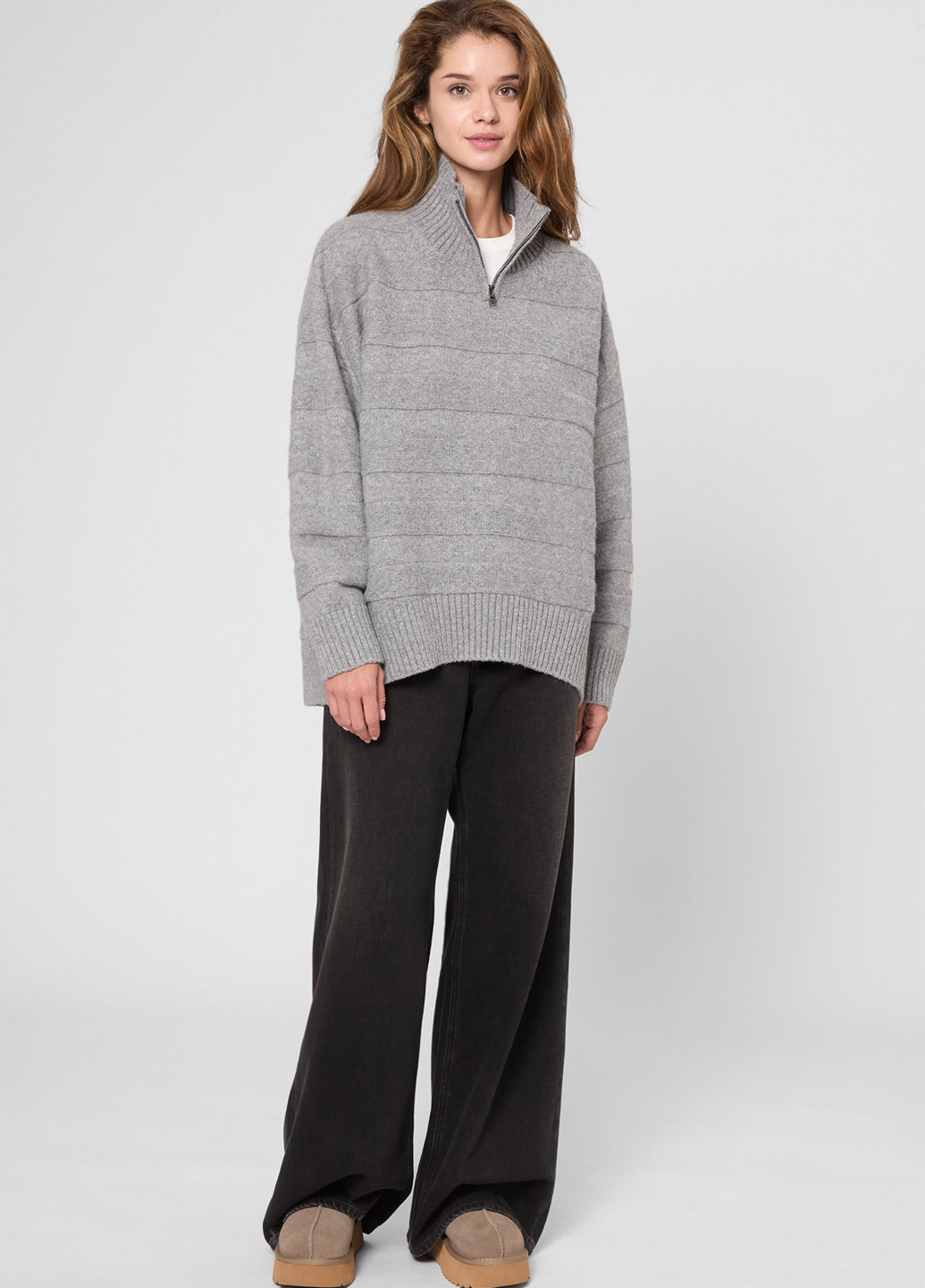 Светло-серый зимний свитер PRPY