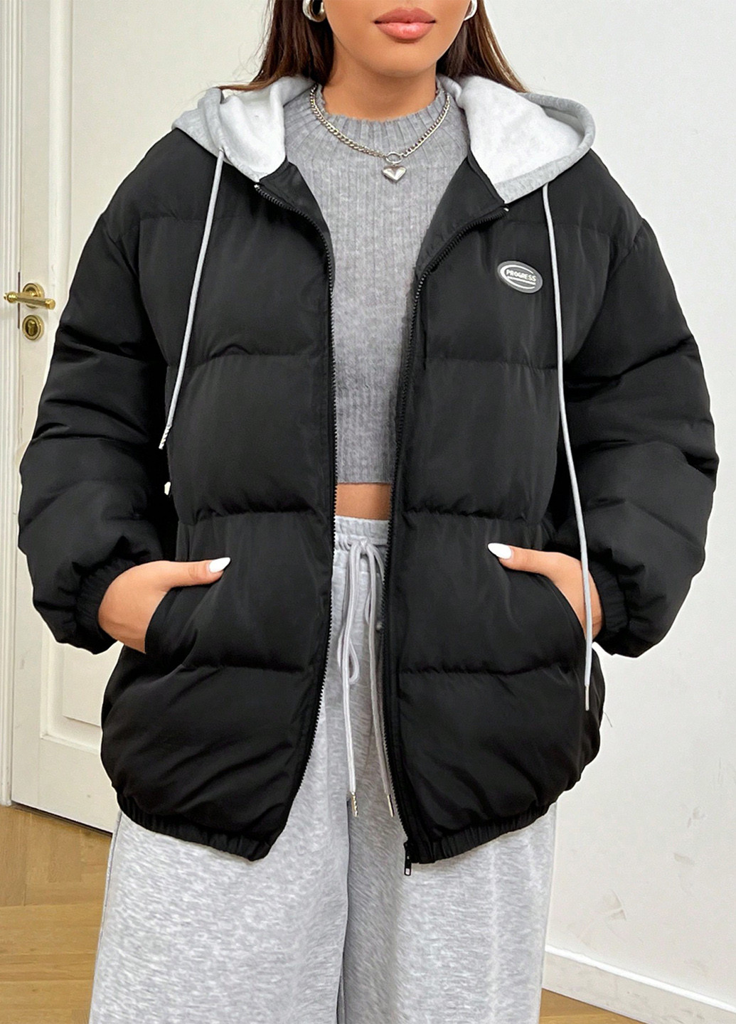 Чорна демісезонна куртка SHEIN