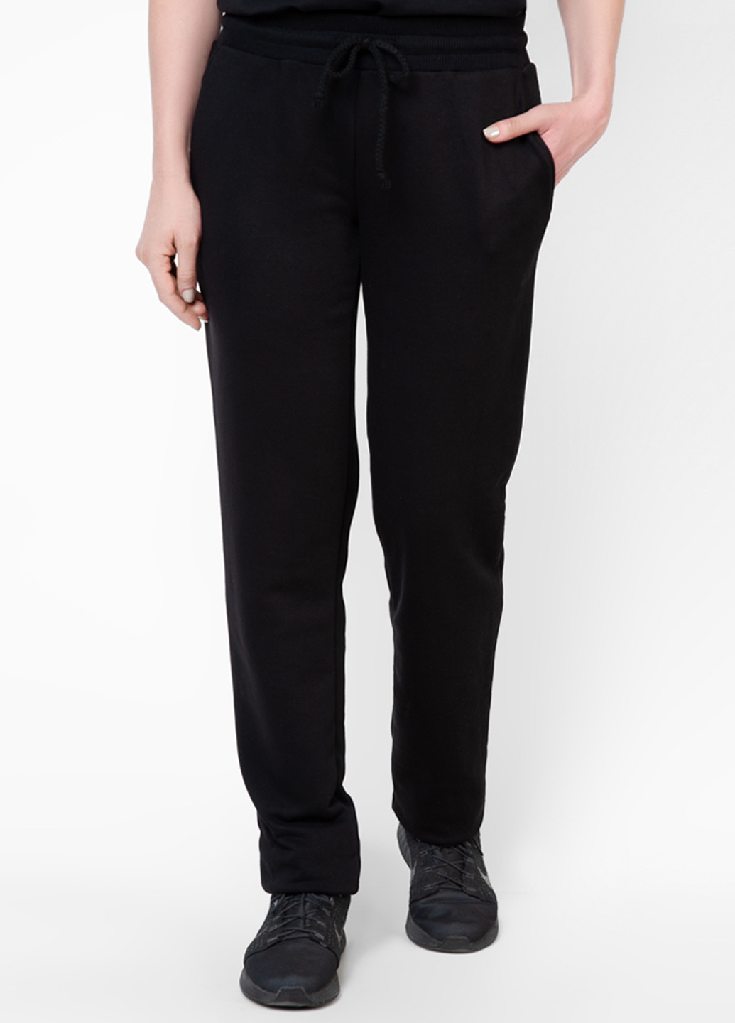 Черные кэжуал демисезонные брюки Arber Woman