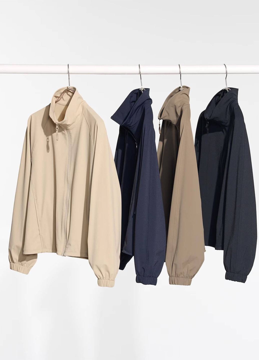 Ветровка Uniqlo (333568540}