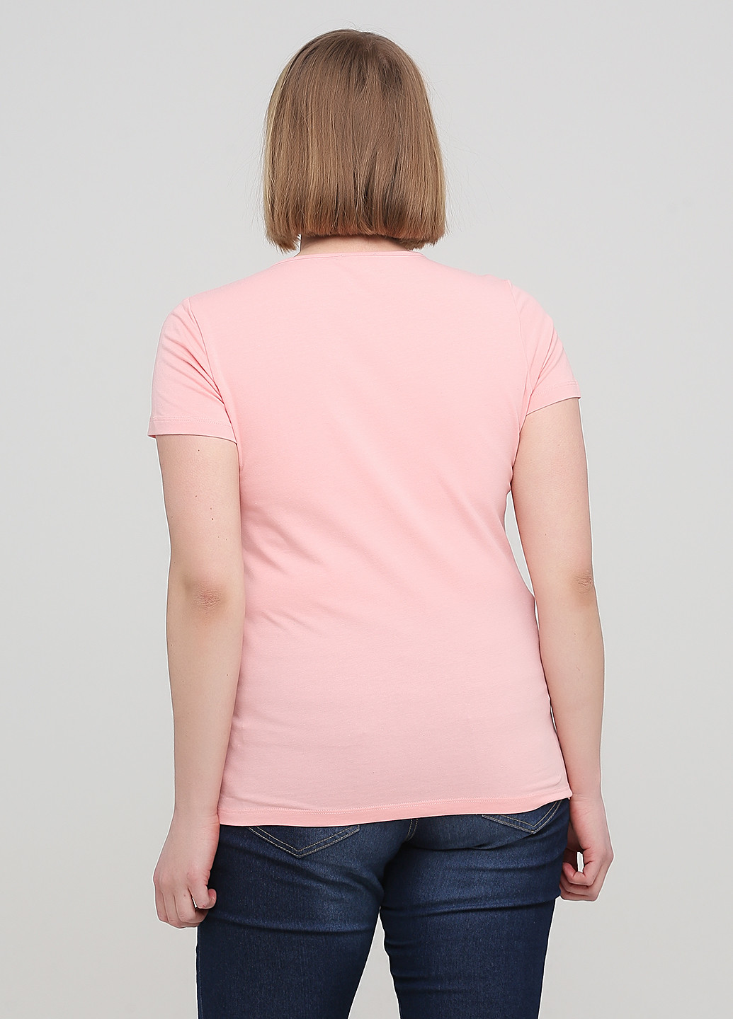 Светло-розовая летняя футболка Avon
