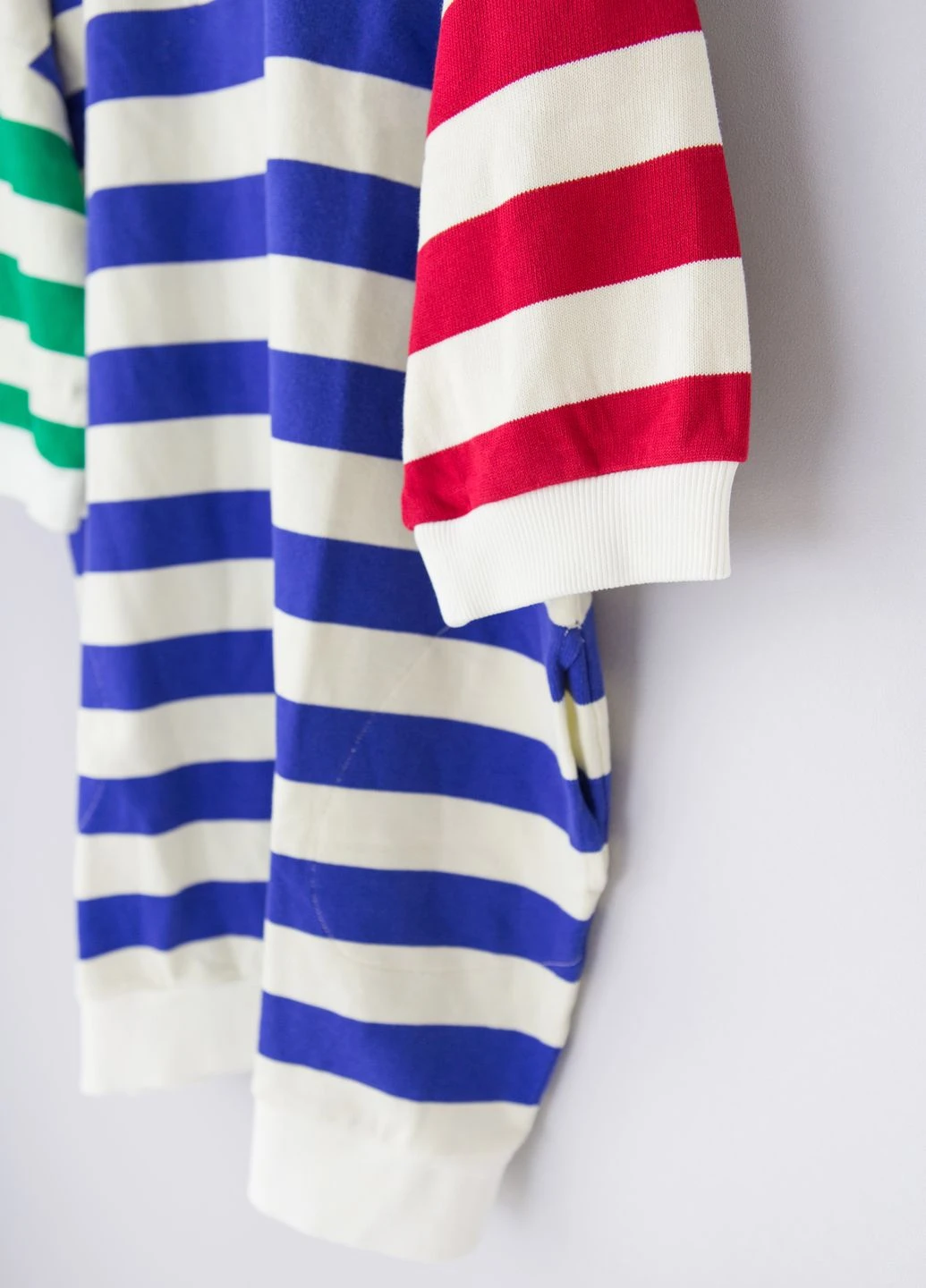 Комбинированное кэжуал платье United Colors of Benetton в полоску