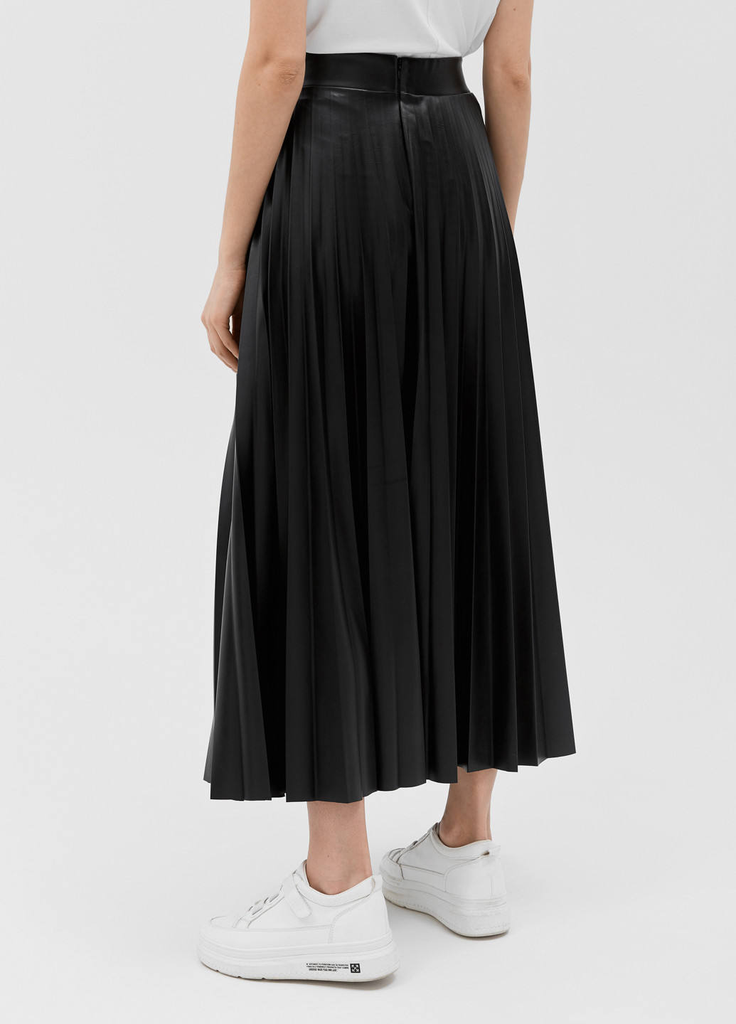 Черная кэжуал однотонная юбка ST-Seventeen плиссе