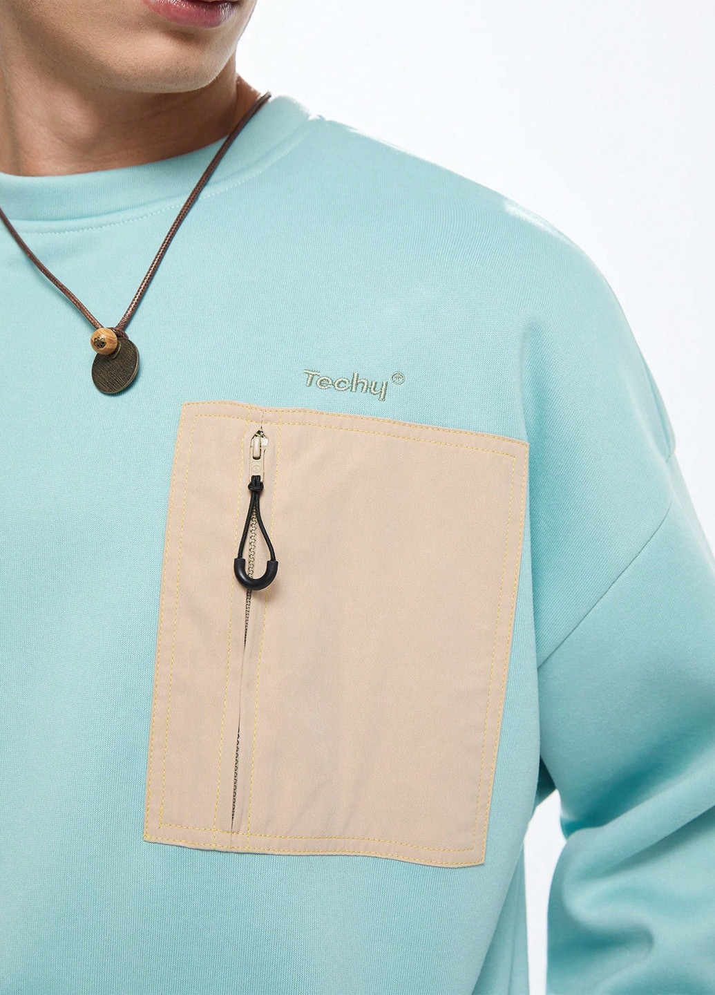 Мятный свитшот SHEIN однотонный вышивка, молния, нашивки (366258166)