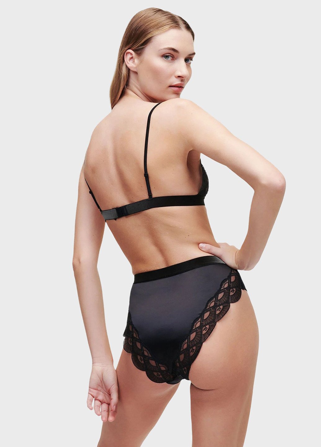 Чорний тріенджел бюстгальтер Karl Lagerfeld без кісточок поліестер