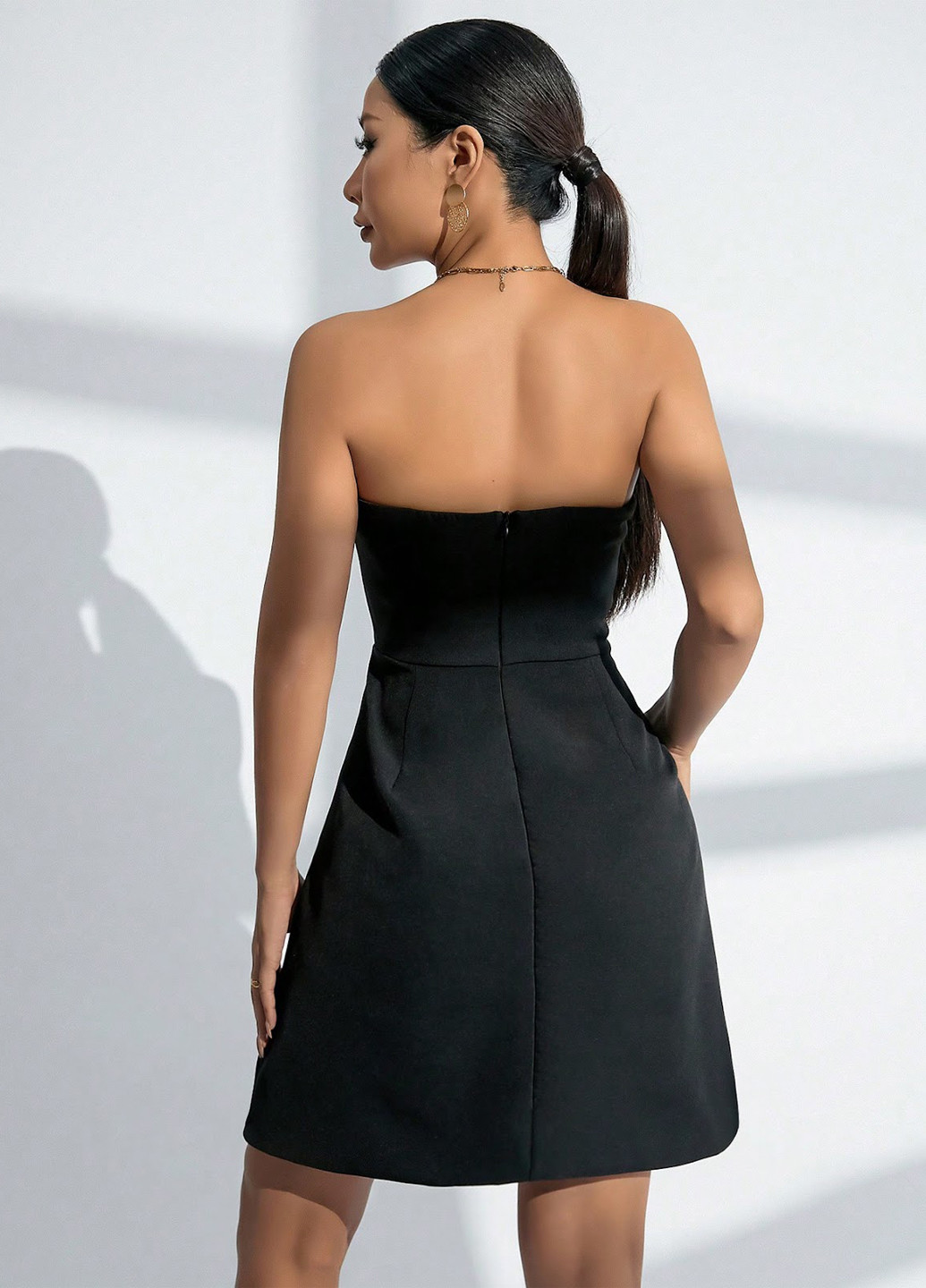 Чорна кежуал сукня з відкритою спиною, з відкритими плечима SHEIN однотонна