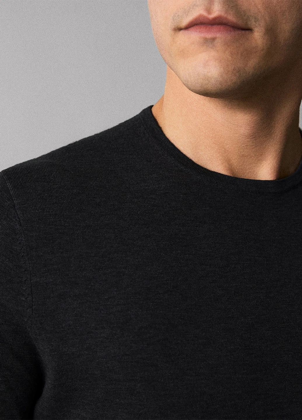 Чорний демісезонний джемпер джемпер Massimo Dutti