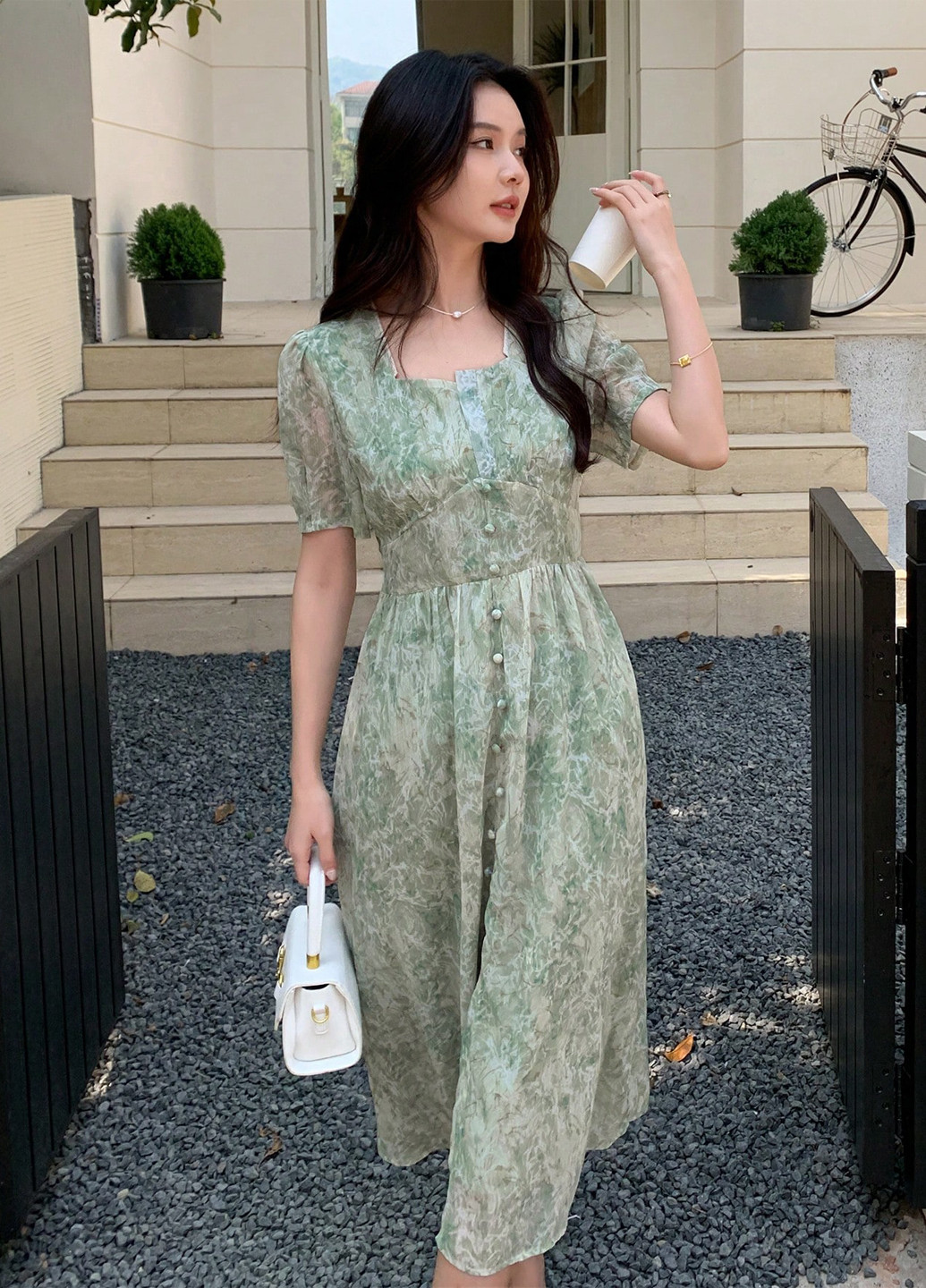 Светло-зеленое кэжуал платье клеш SHEIN с абстрактным узором
