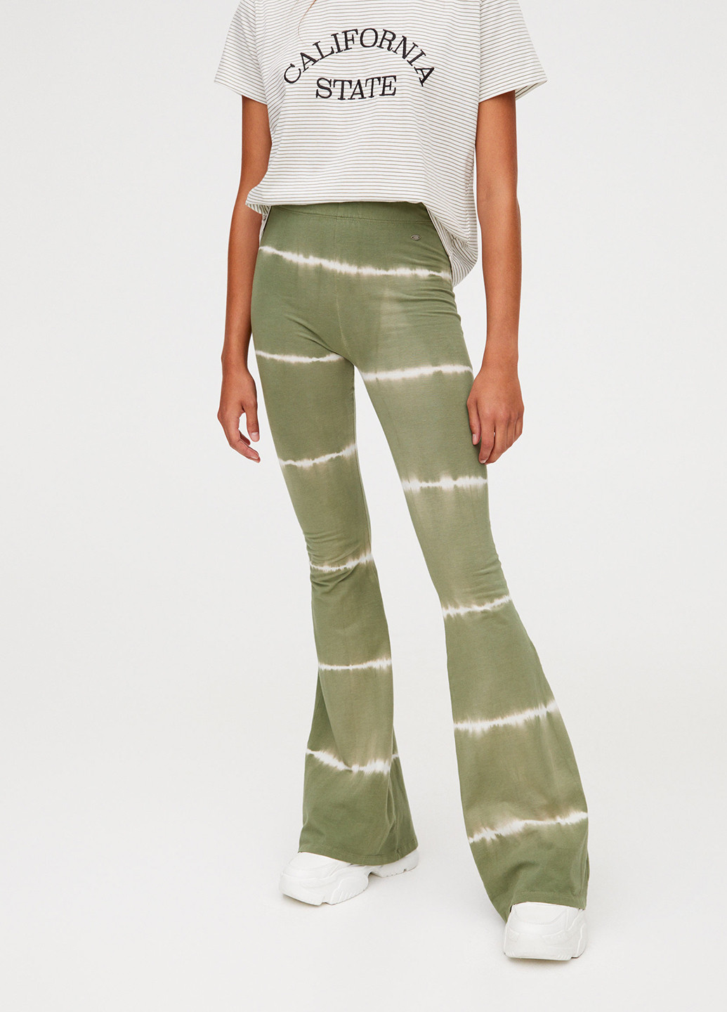 Светло-зеленые кэжуал летние клеш брюки Pull & Bear