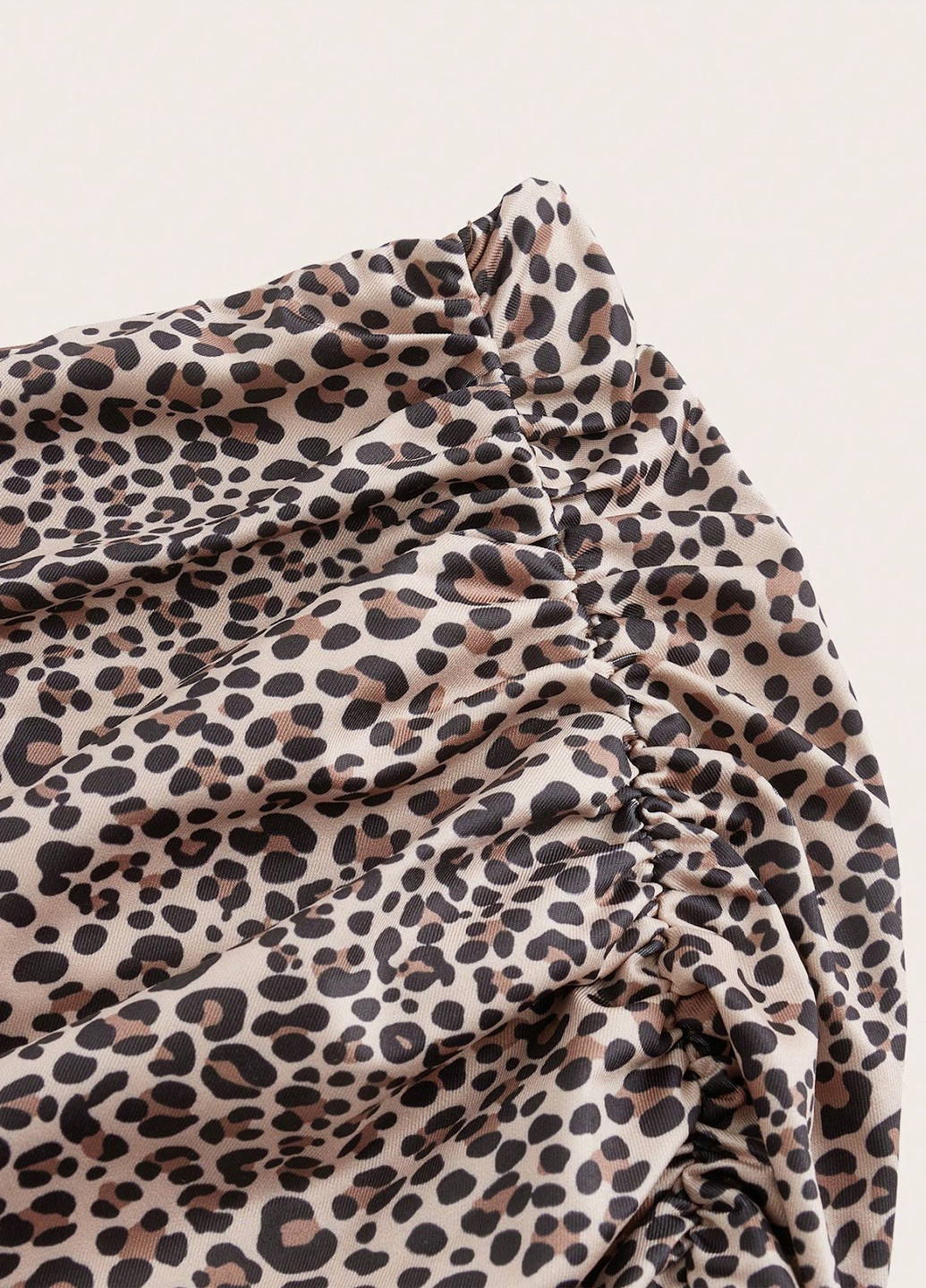 Бежевая кэжуал леопардовая юбка SHEIN карандаш