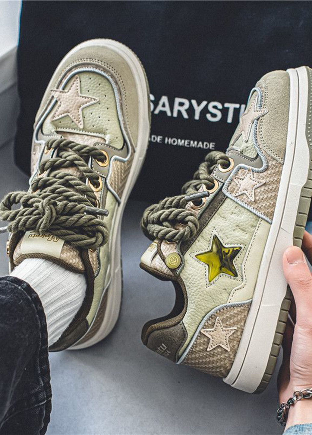 Оливкові кеди Vi