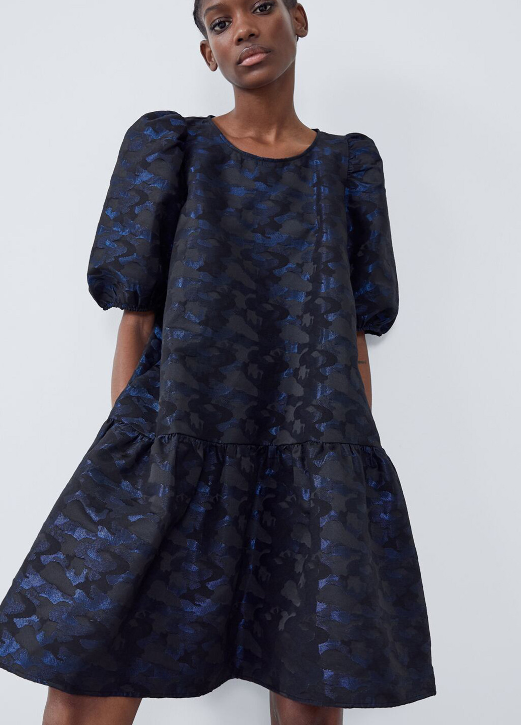 Темно-синее кэжуал платье Zara с камуфляжным принтом