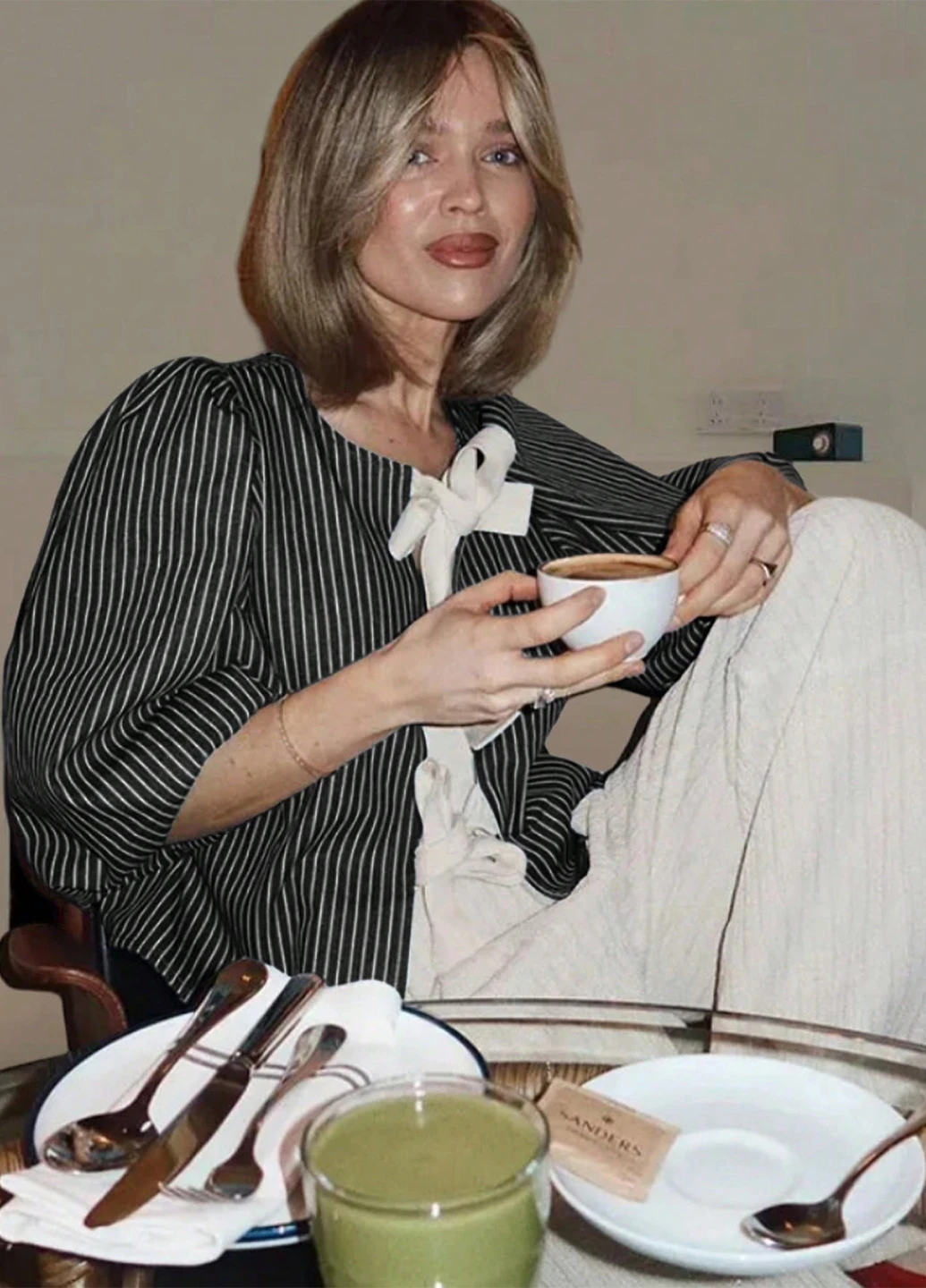 Чорна блуза SHEIN