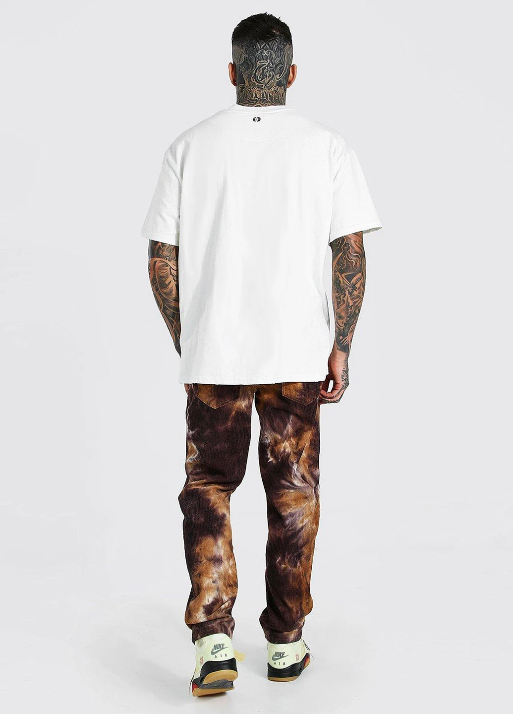 Молочна футболка Boohoo
