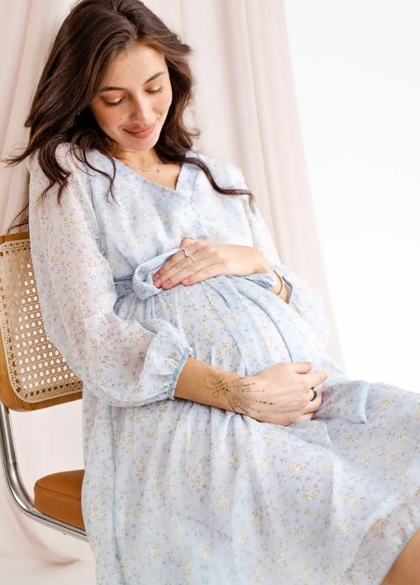 Голубое кэжуал шифоновое платье для беременных и кормящих мам салатовое цветочное To Be с цветочным принтом
