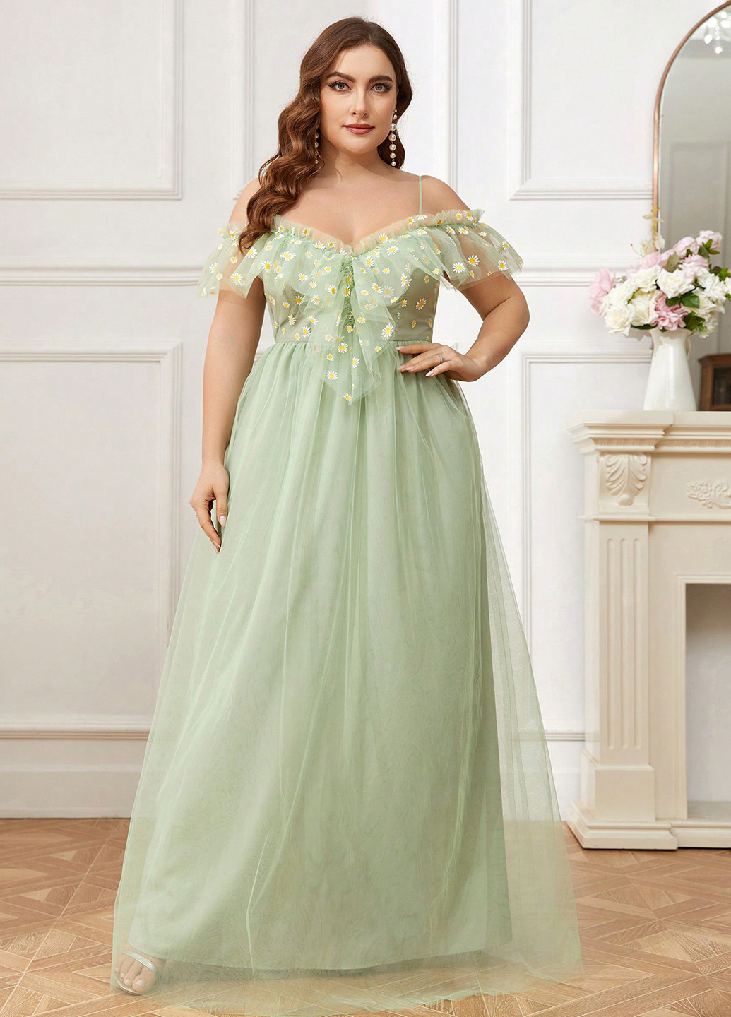 Мятное вечернее платье а-силуэт SHEIN с цветочным принтом