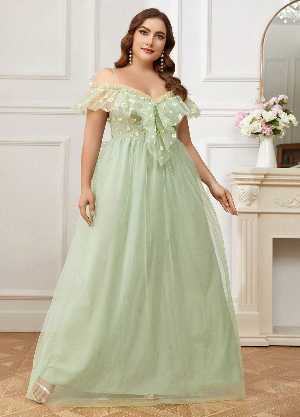 Мятное вечернее платье а-силуэт SHEIN с цветочным принтом