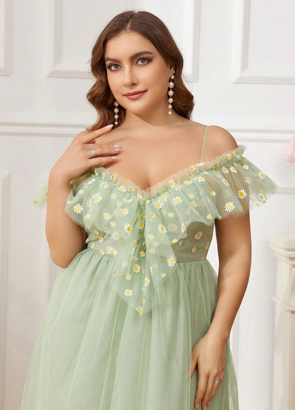 Мятное вечернее платье а-силуэт SHEIN с цветочным принтом