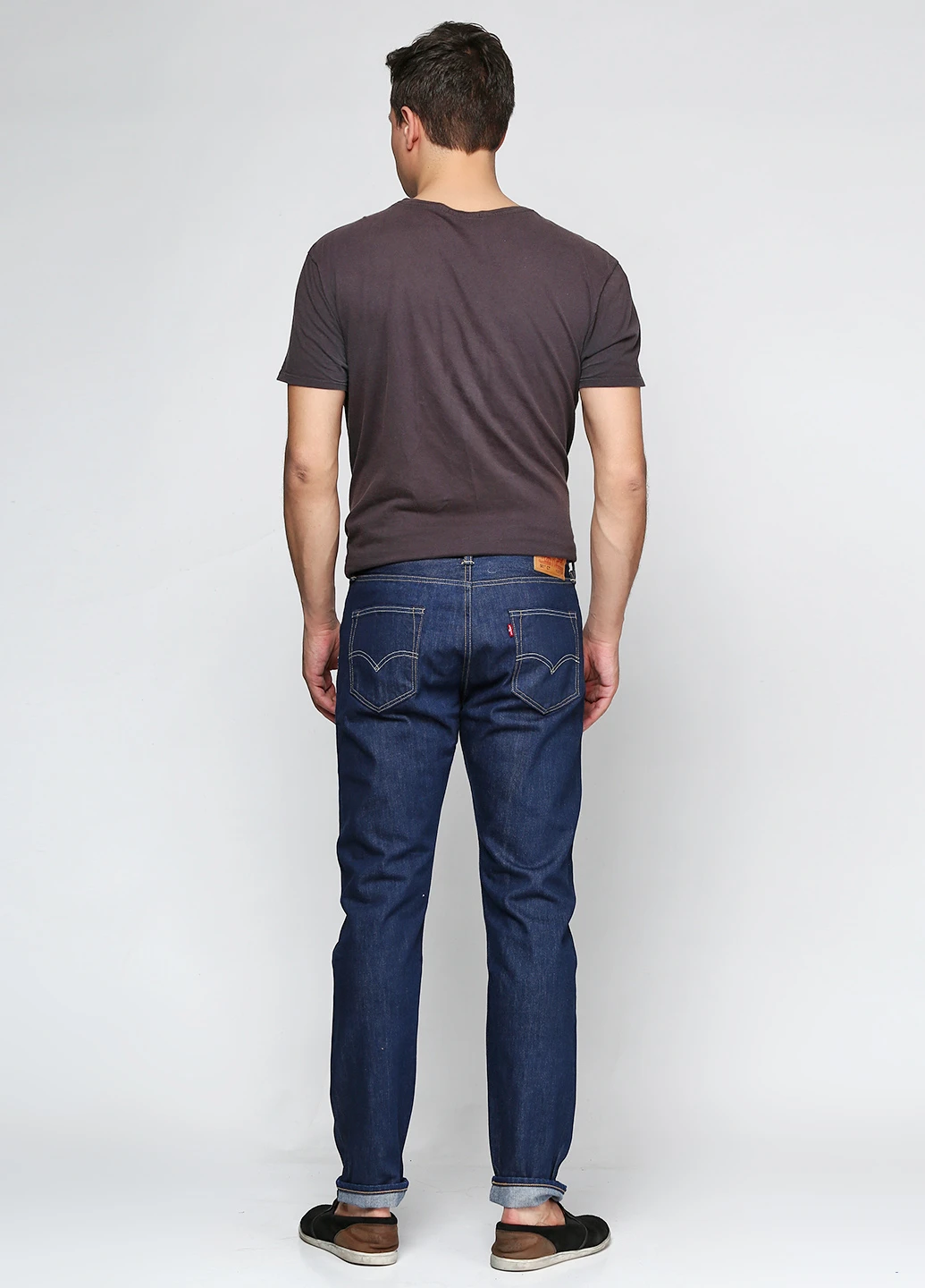 Синие демисезонные зауженные джинсы Levi's