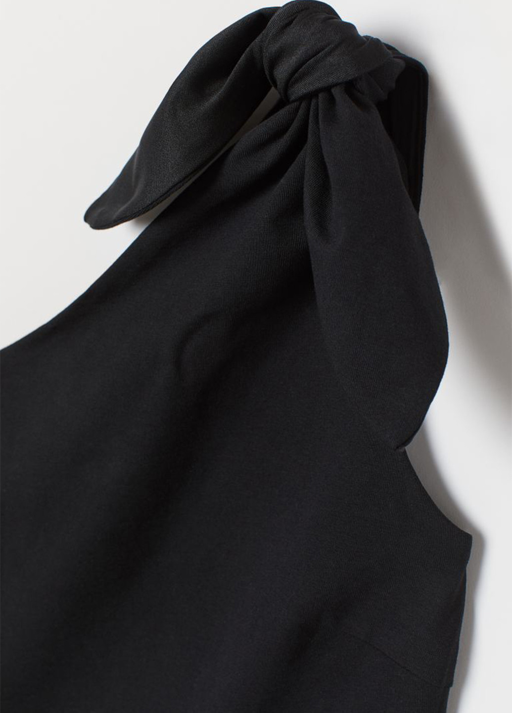 Чорна коктейльна плаття, сукня на одне плече H&M однотонна
