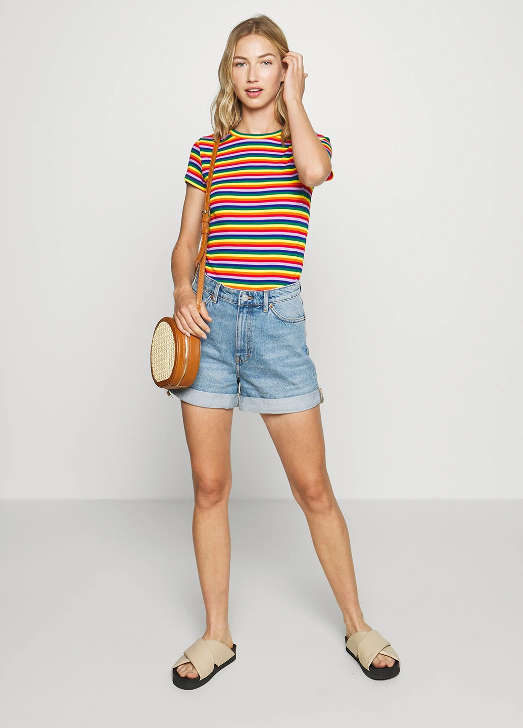 Шорти Monki (331768796)