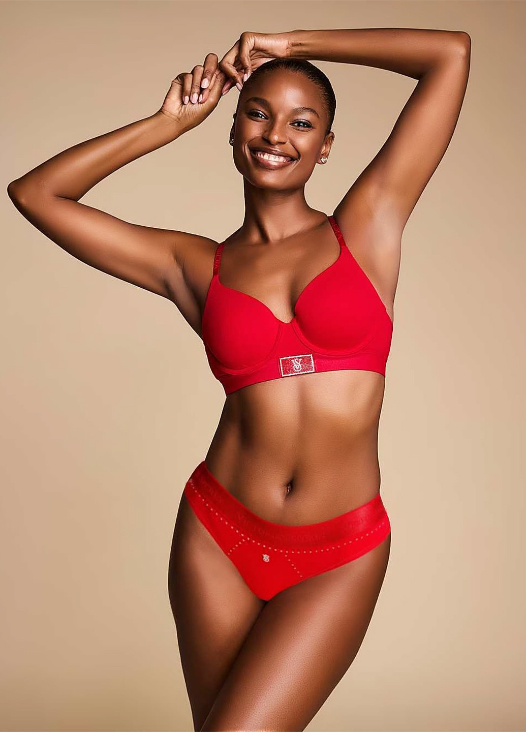 Красный демисезонный комплект (бюстгальтер, трусики) Victoria's Secret