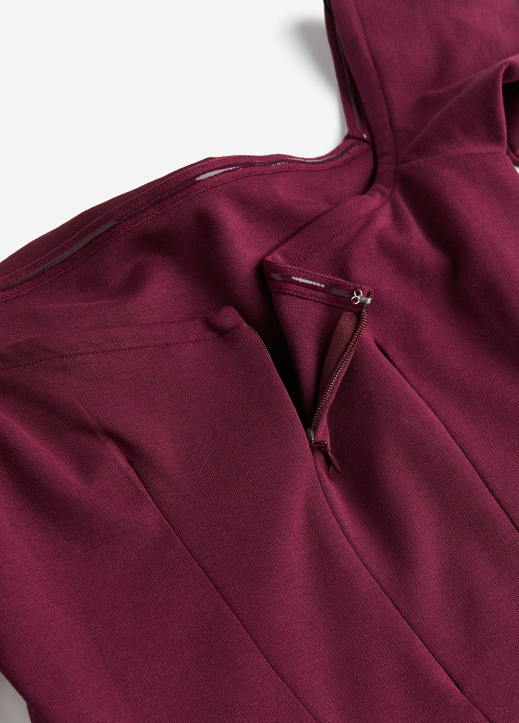 Вишневое кэжуал платье с открытыми плечами H&M однотонное