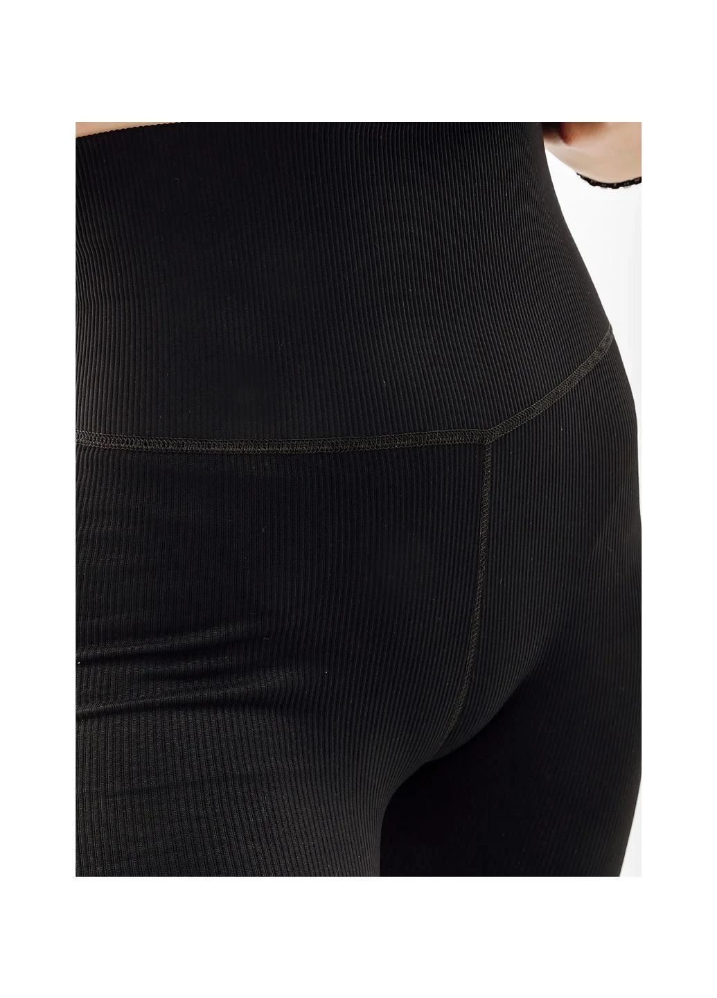 Черные демисезонные леггинсы 53931-990 Helly Hansen