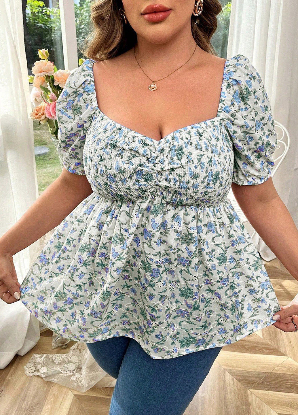 Комбінована блуза з баскою SHEIN