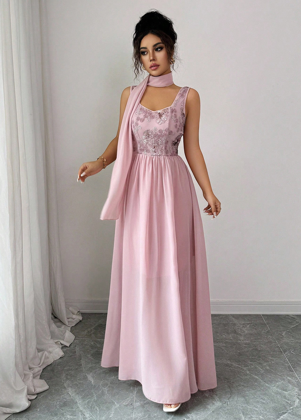 Розовое вечернее платье а-силуэт SHEIN однотонное