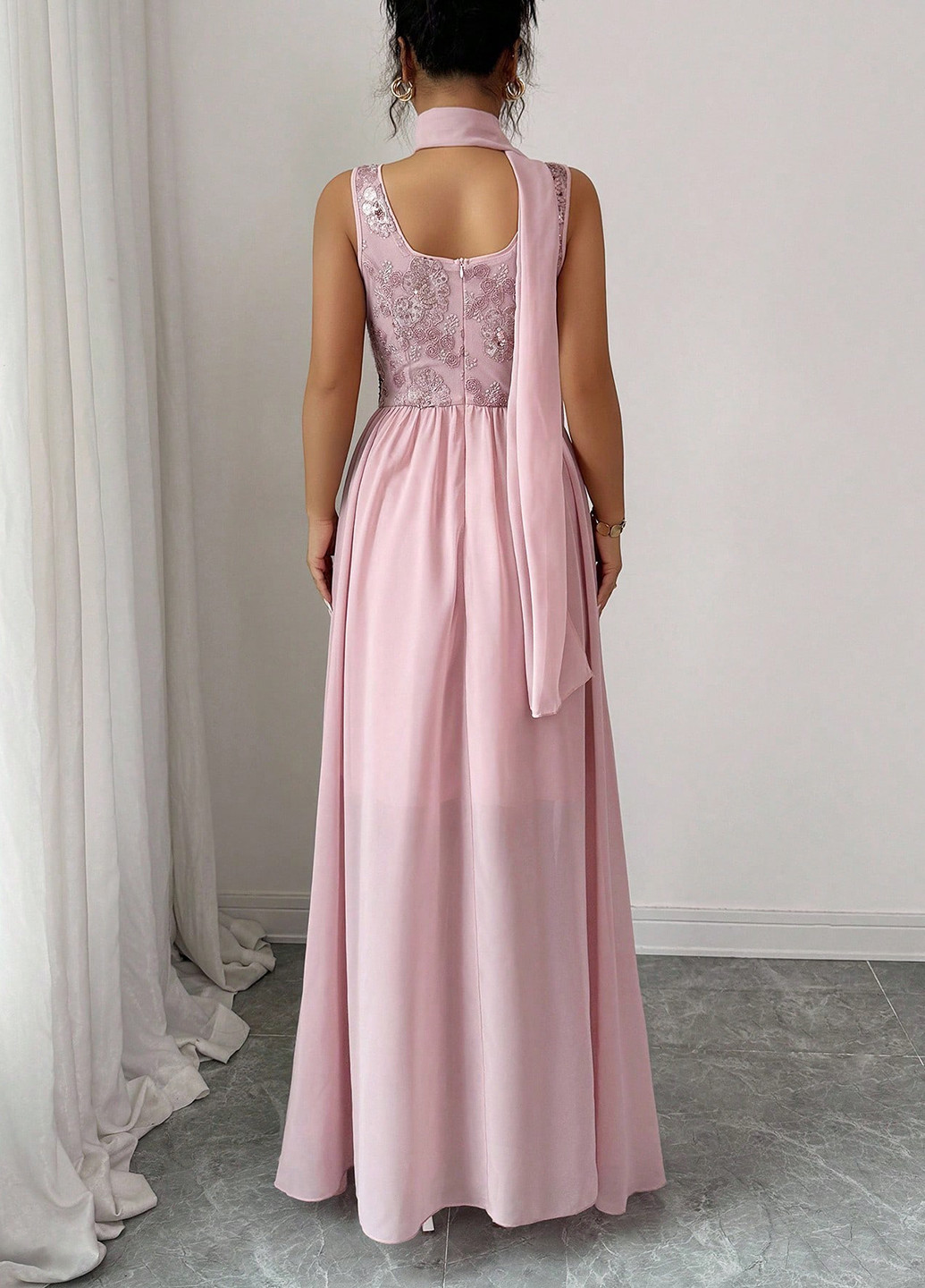 Розовое вечернее платье а-силуэт SHEIN однотонное