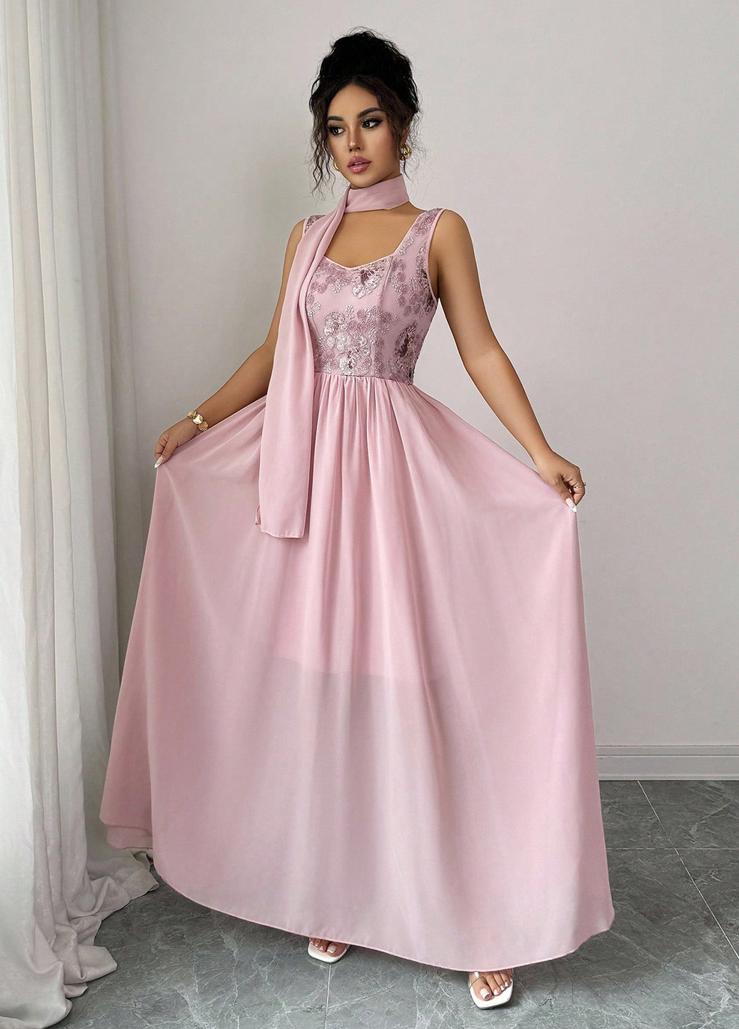 Розовое вечернее платье а-силуэт SHEIN однотонное