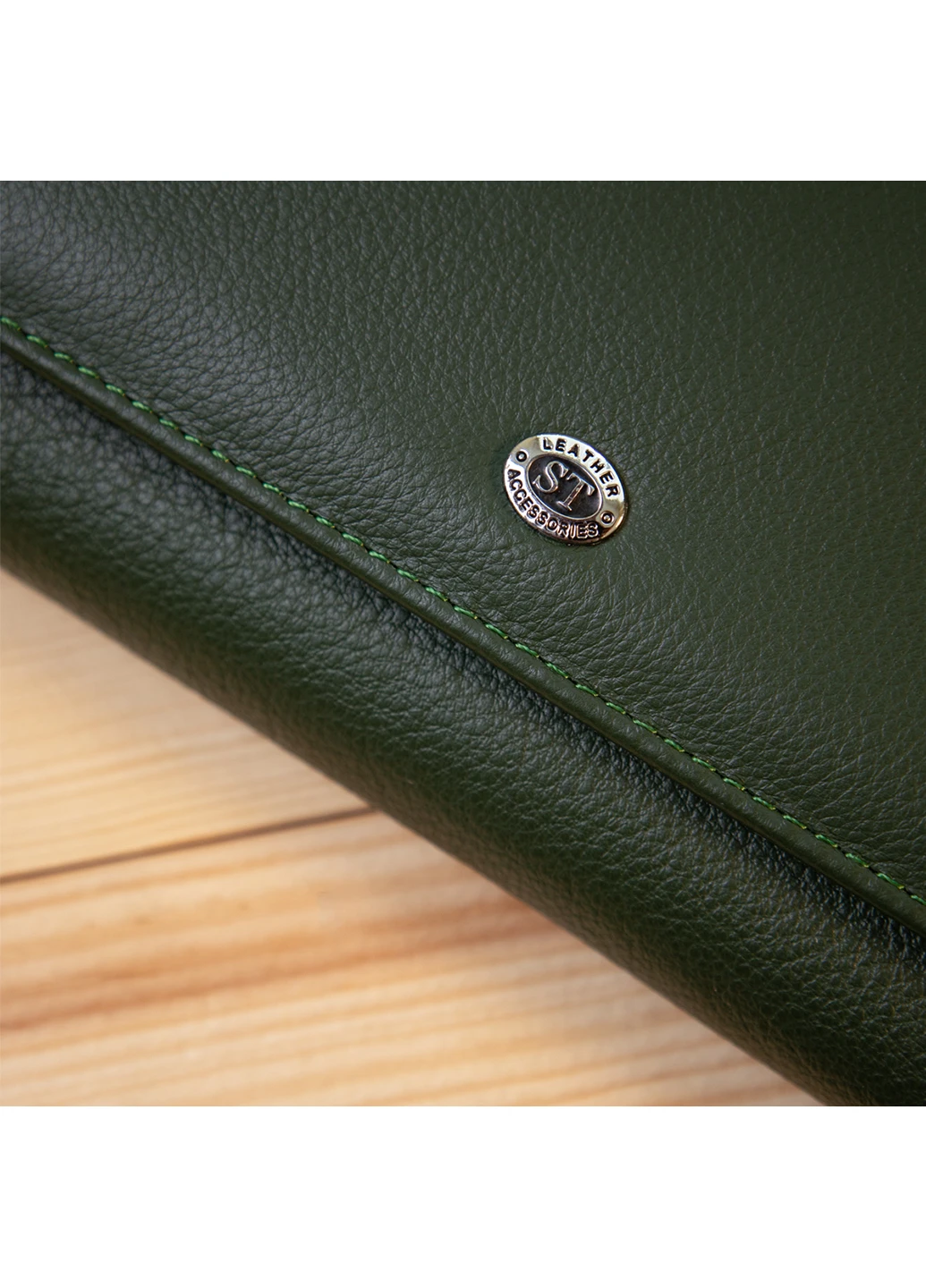 Жіночий шкіряний гаманець 19х10х3 см st leather (252130811)
