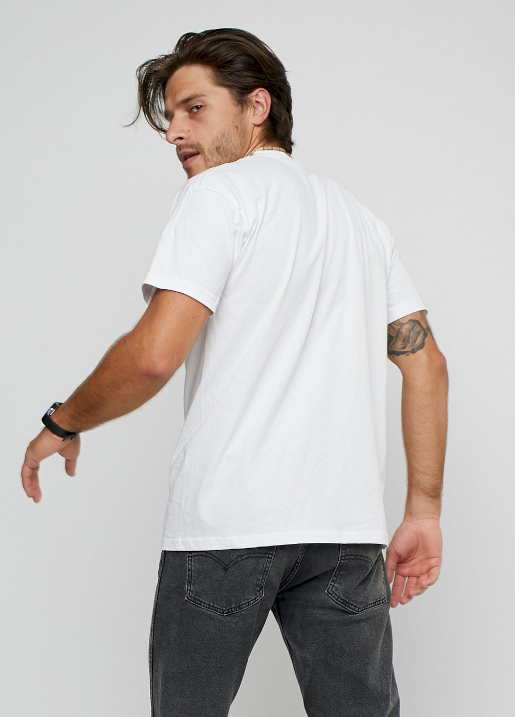 Біла футболка чоловіча YAPPI