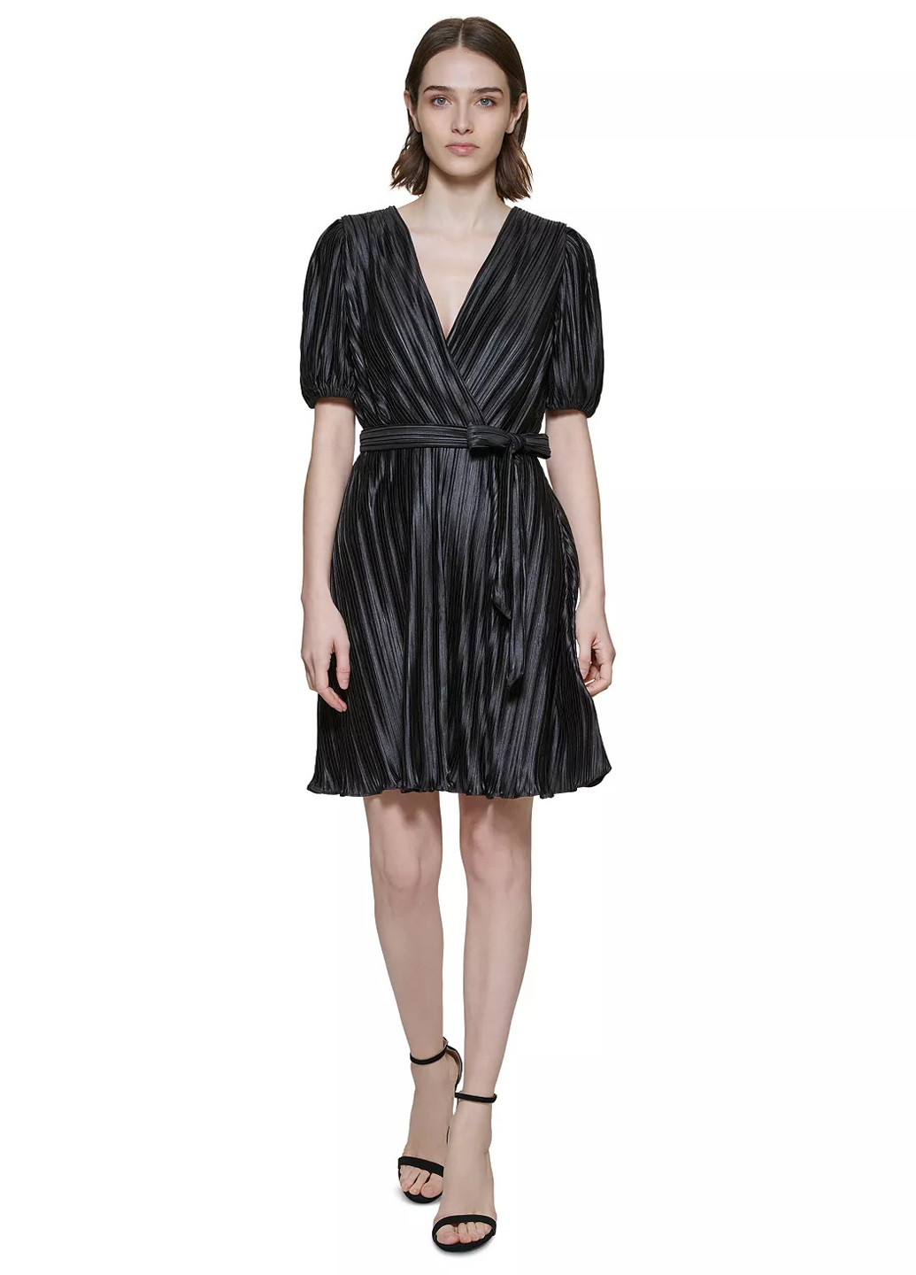 Чорна коктейльна сукня плісована, на запах DKNY однотонна