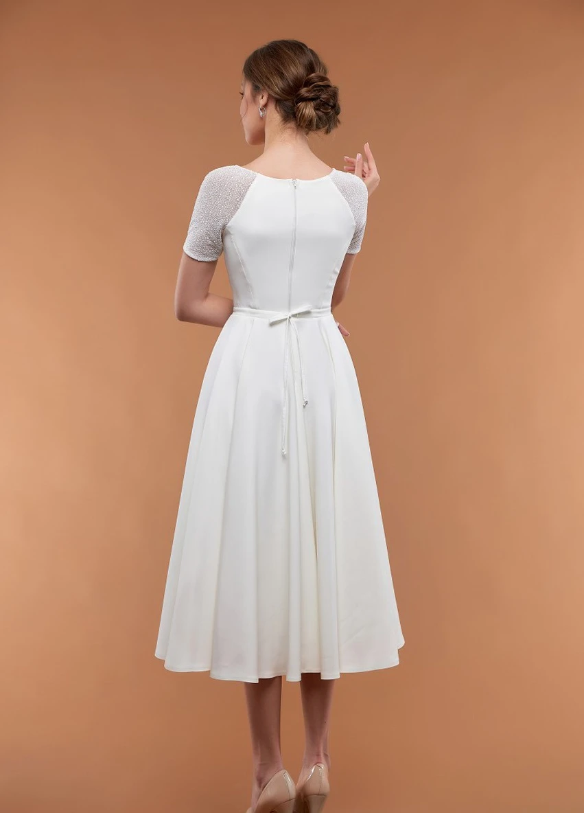 Молочное вечернее платье с юбкой-солнце FashionYouWant однотонное