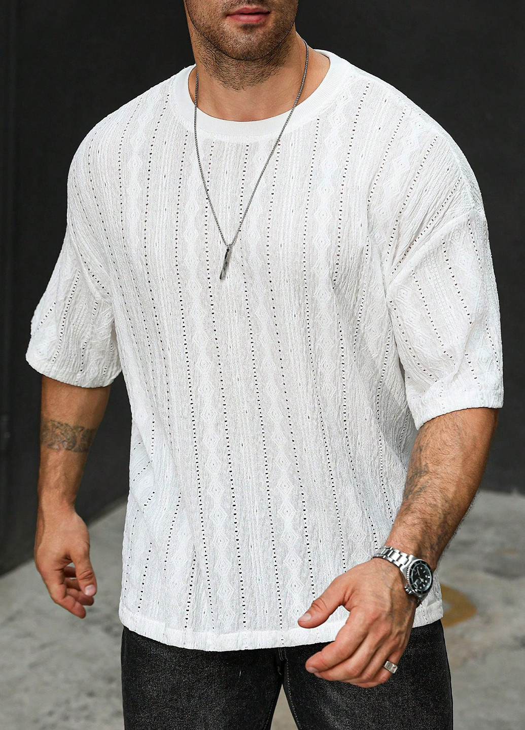 Белая футболка SHEIN