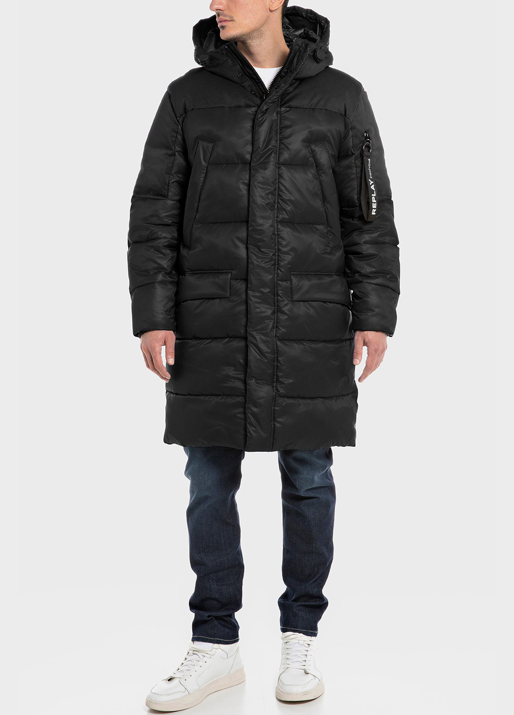 Черная зимняя куртка Replay