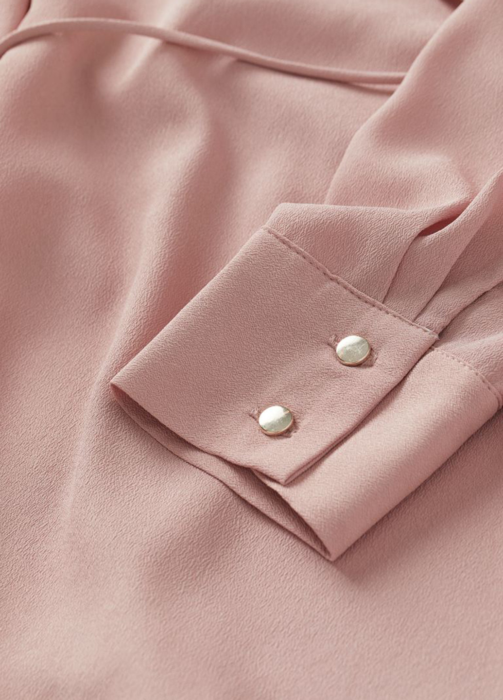 Пудровая демисезонная блуза на запах H&M