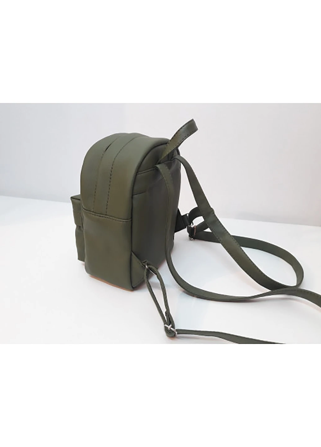 Жіночий рюкзак 23х20х10 см Sambag (242189106)
