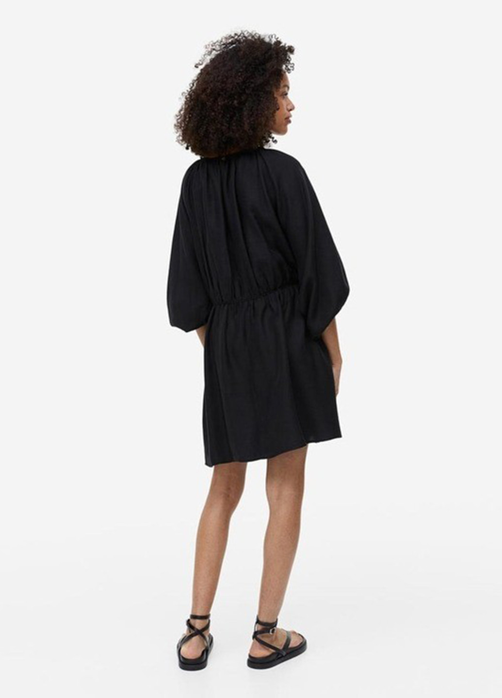 Черное кэжуал платье H&M однотонное