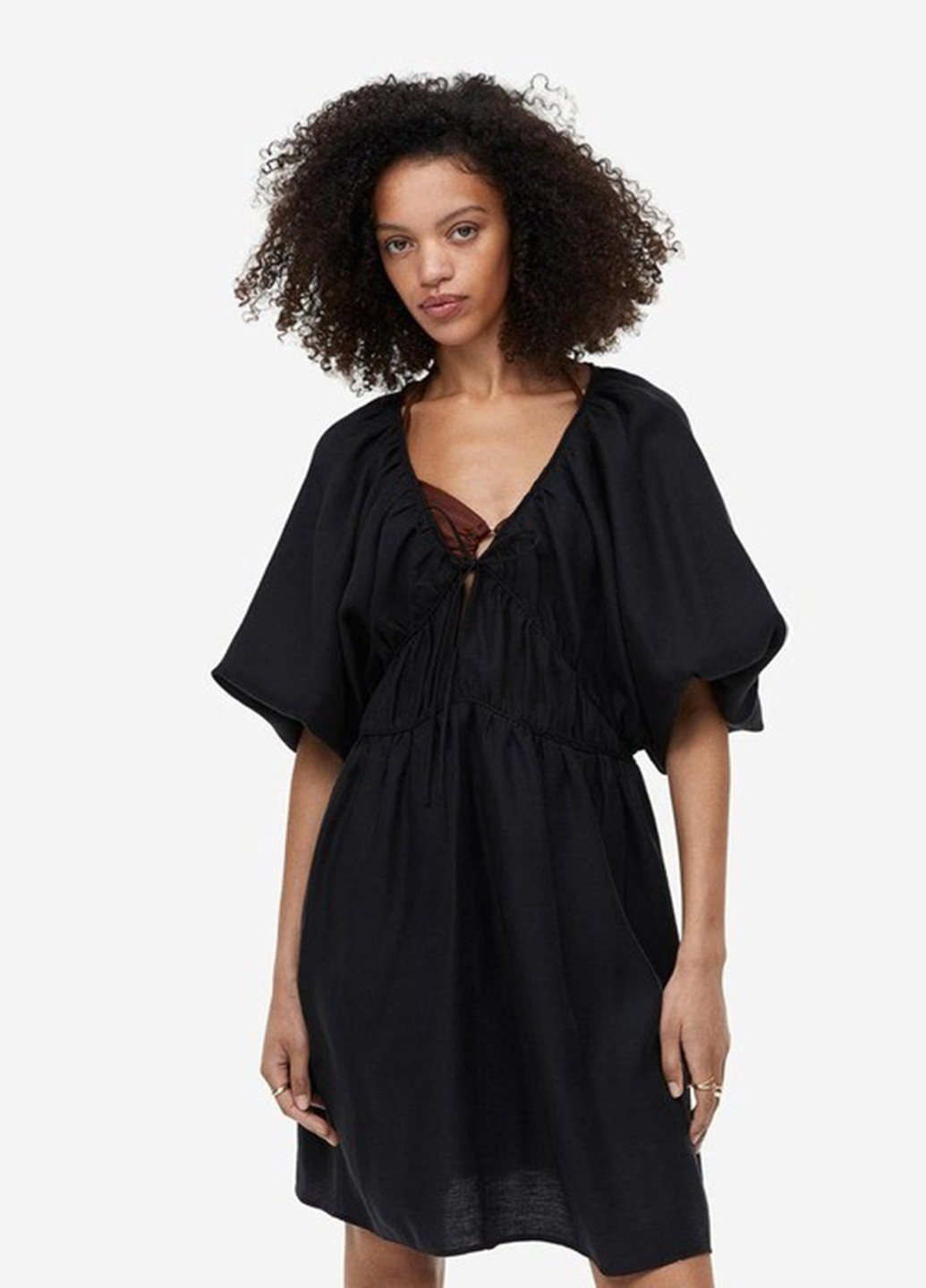 Черное кэжуал платье H&M однотонное