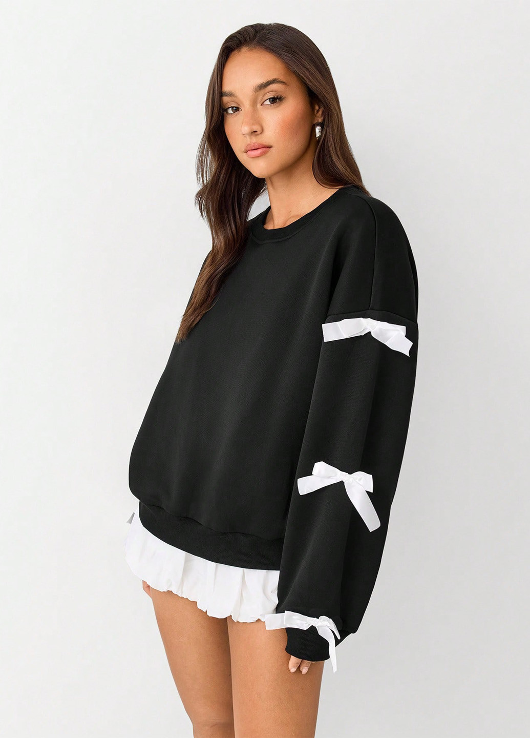 Чорний світшот SHEIN однотонний бант (342405603)