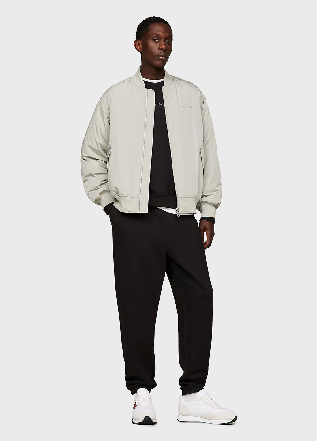 Бомбер Tommy Jeans на молнии (306813896)