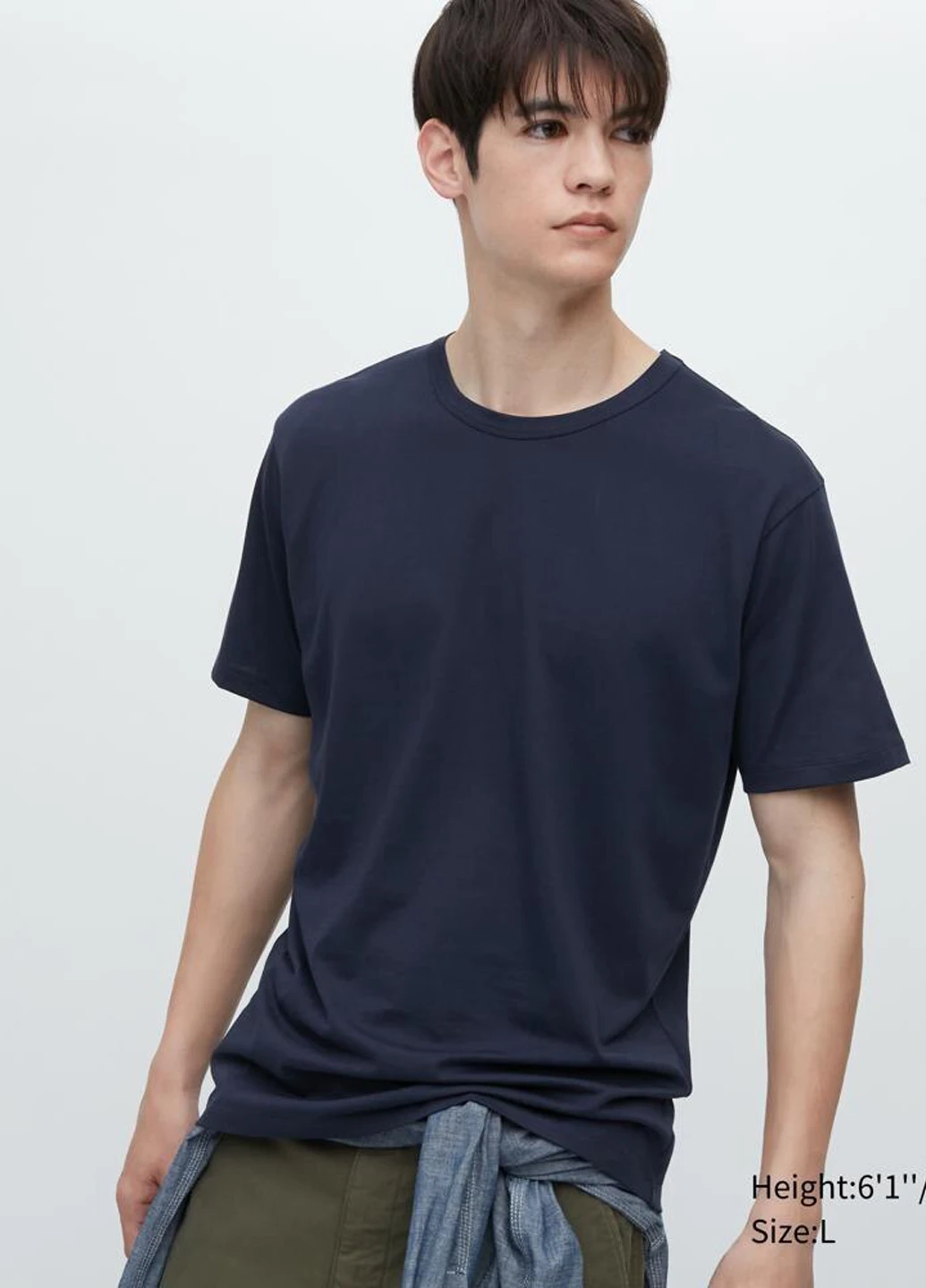 Синяя футболка Uniqlo